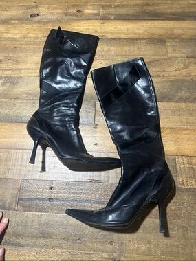 vintage Sergio Rossi - Black Leather Pointed-Toe Stiletto Knee Boots. Size 40